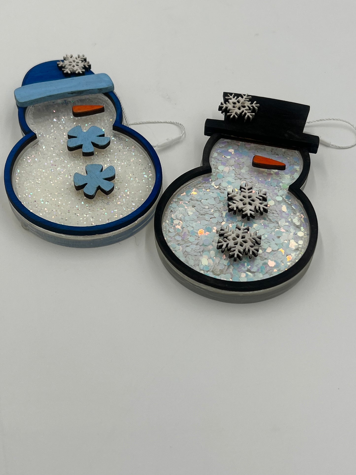 Snowman glitter shaker ornament